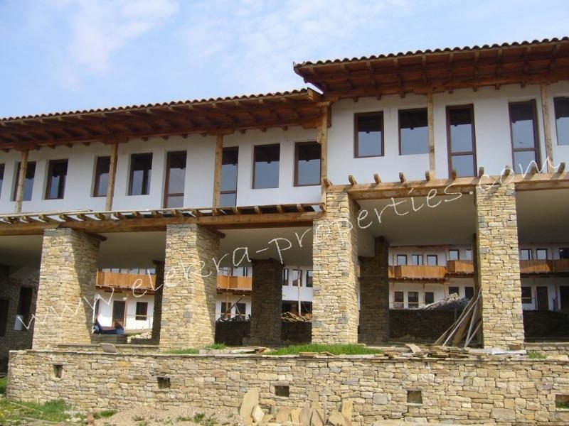 Hotel for Sale in Elena, Veliko Tarnovo Province, Bulgaria — 2,500 m² — photo 2