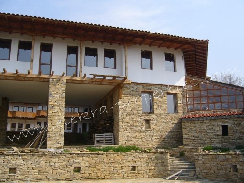 Hotel for Sale in Elena, Veliko Tarnovo Province, Bulgaria — 2,500 m² — photo 3