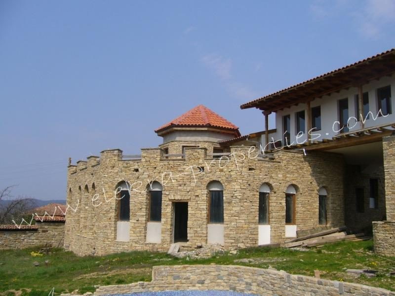 Hotel for Sale in Elena, Veliko Tarnovo Province, Bulgaria — 2,500 m² — photo 7
