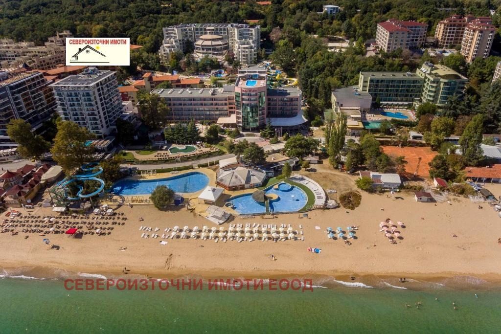 Hotel for Sale in Varna, Varna Province, Bulgaria — 15,250 m² — photo 2