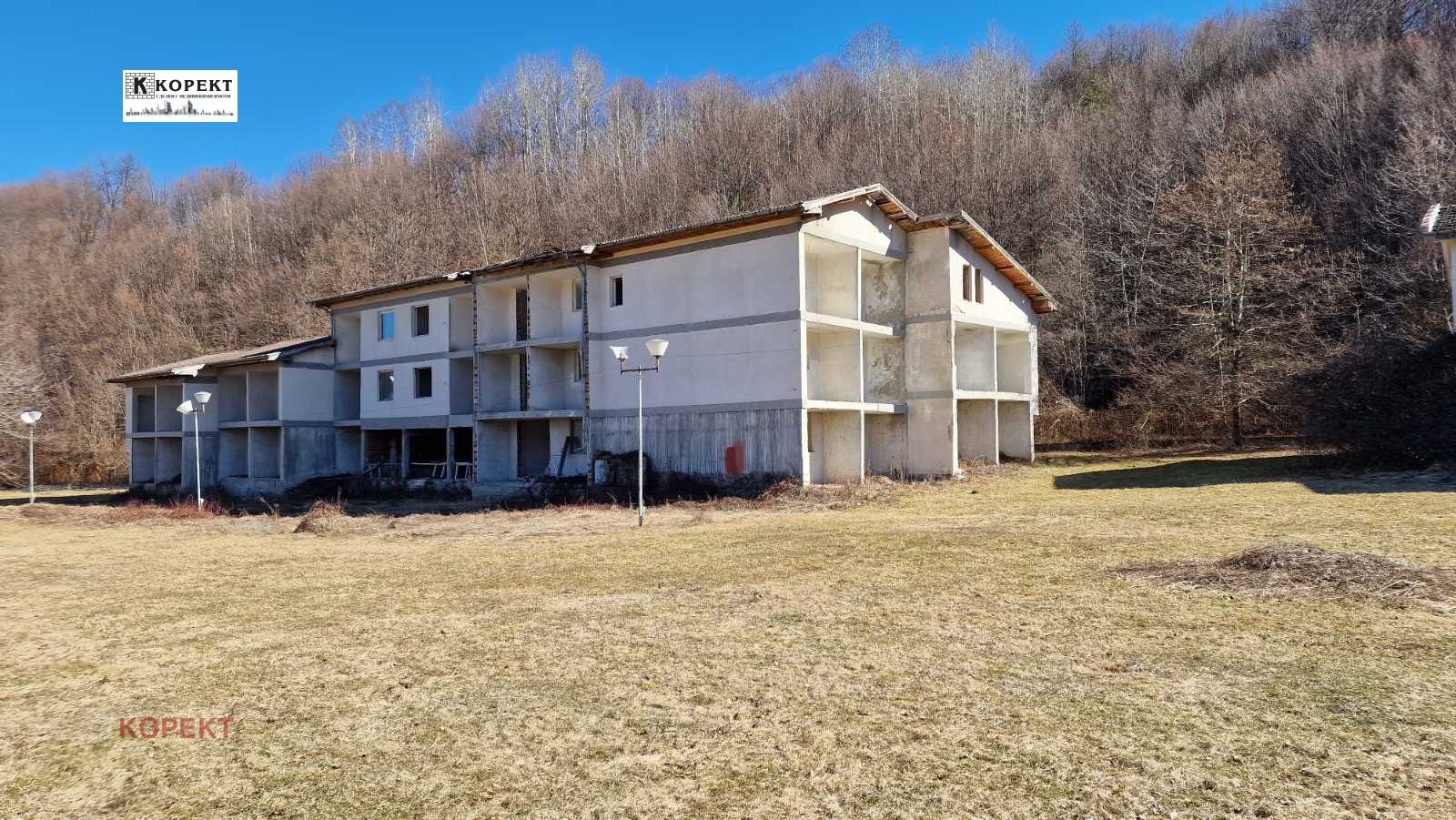 Hotel for Sale in Apriltsi, Lovech Province, Bulgaria — 1,447 m² — photo 9