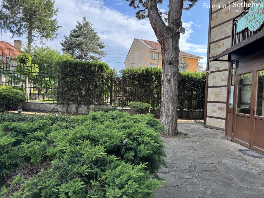 Hotel for Sale in Cherven Bryag, Pleven Province, Bulgaria — 725 m² — photo 5