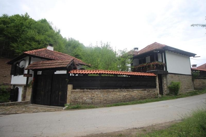 Hotel for Sale in Plachkovtsi, Gabrovo Province, Bulgaria — 350 m² — photo 4