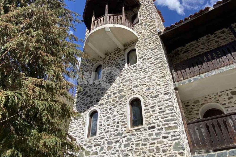 Hotel for Sale in Pastra, Kyustendil Province, Bulgaria — 1,151 m² — photo 4