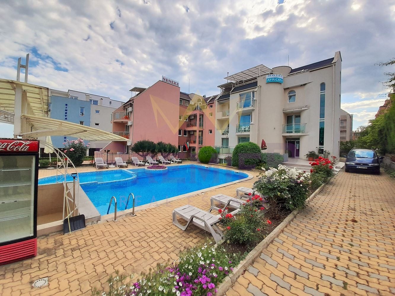 Hotel for Sale in Sveti Vlas, Burgas Province, Bulgaria — 1,128 m² — photo 5