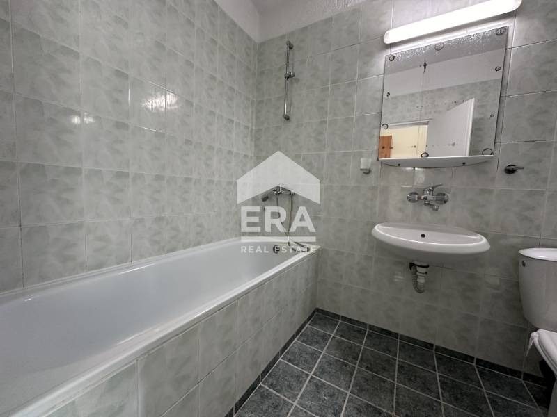 Hotel for Sale in Pavlikeni, Veliko Tarnovo Province, Bulgaria — photo 9