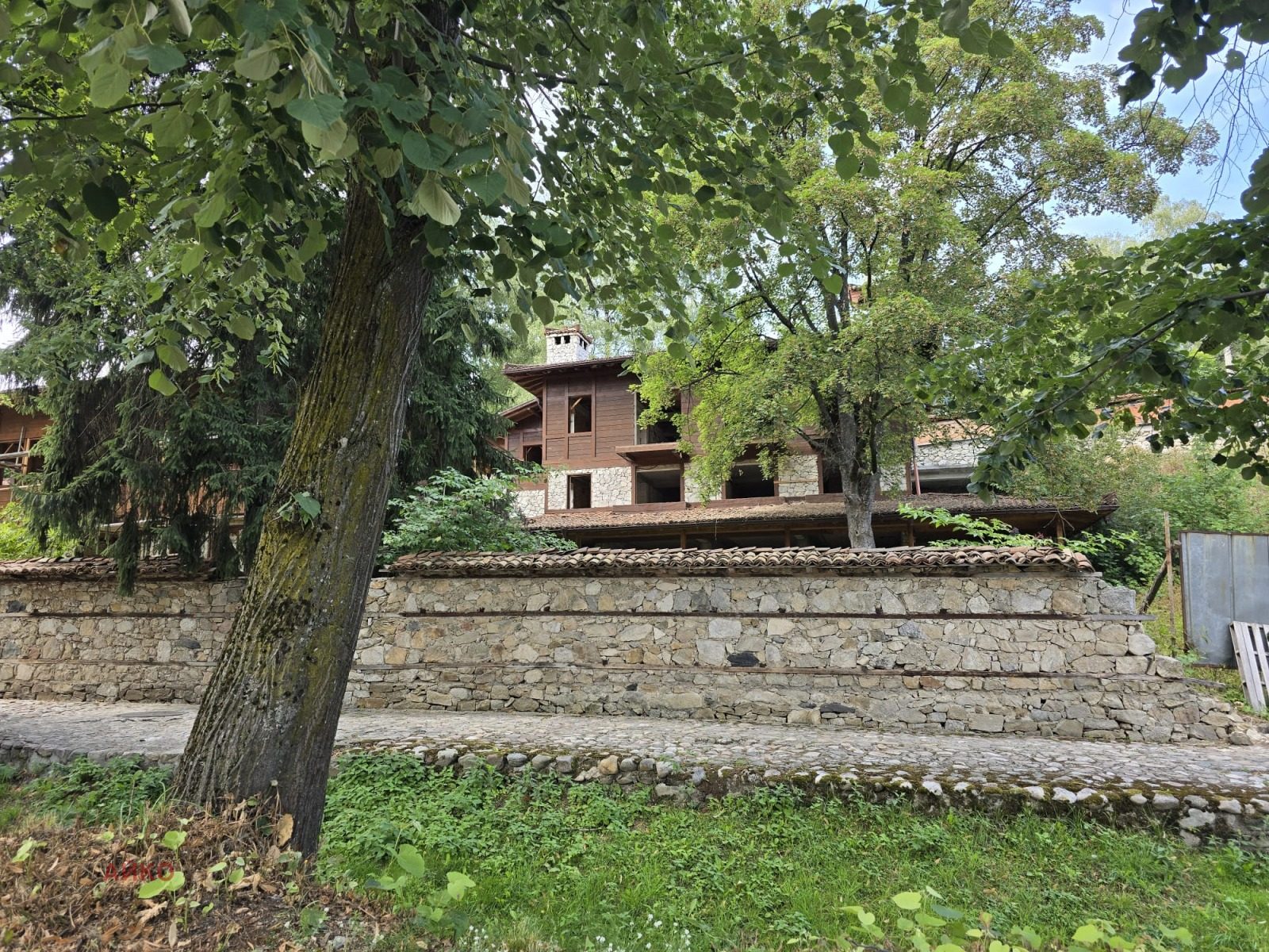 Hotel for Sale in Koprivshtitsa, Sofia Province, Bulgaria — 1,600 m² — photo 3