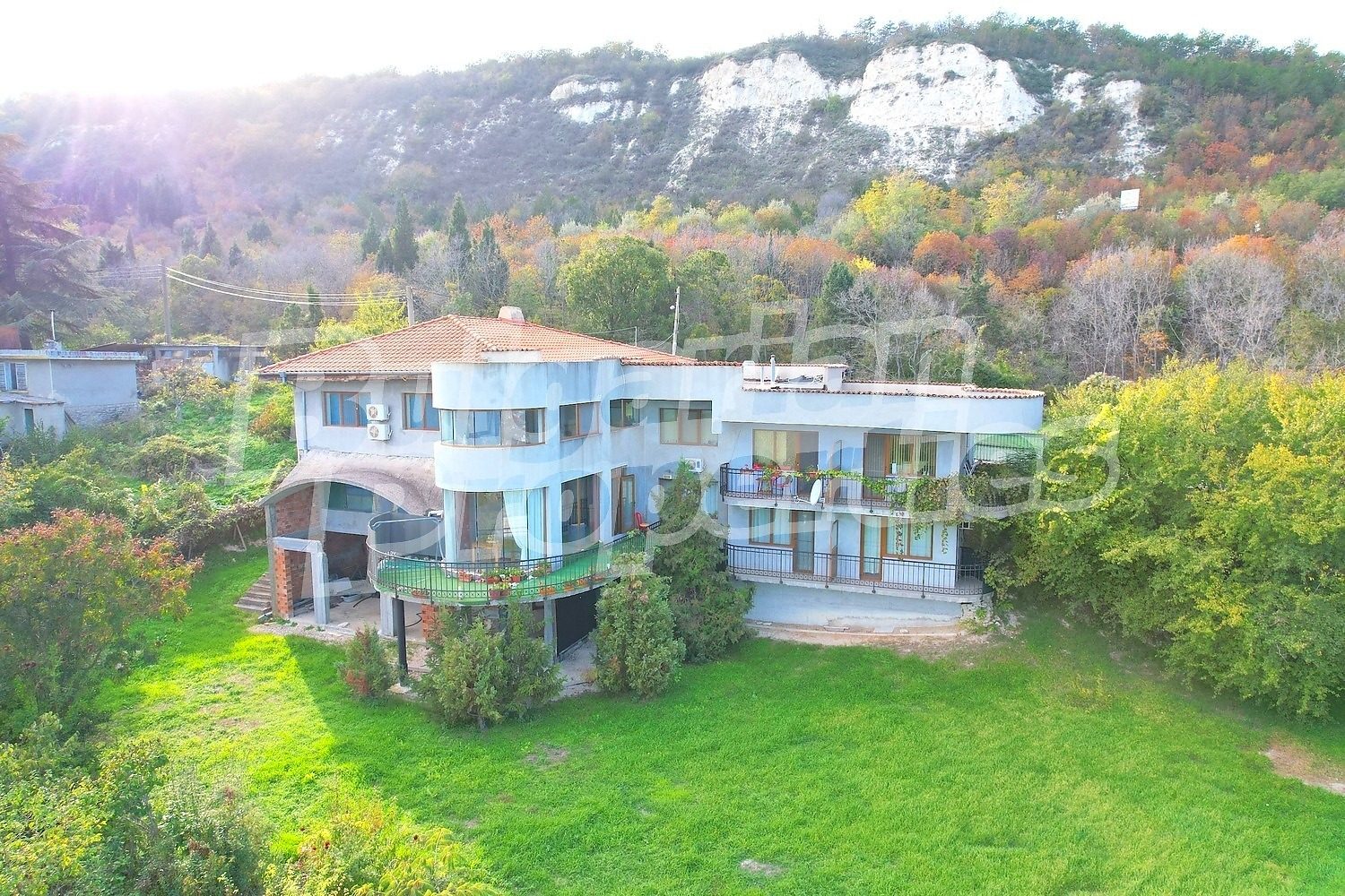 Hotel for Sale in Varna, Varna Province, Bulgaria — 776 m² — photo 2
