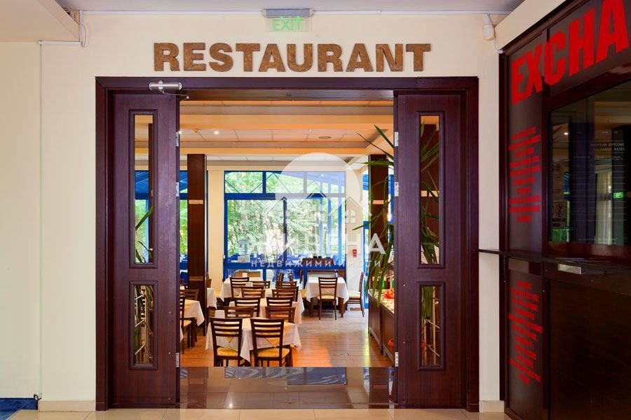 Hotel for Sale in Golden Sands, Varna, Bulgaria — 4,500 m² — photo 4