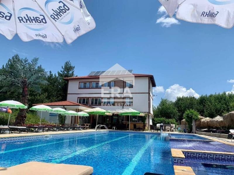 Hotel for Sale in Mineralni Bani, Haskovo Province, Bulgaria — 586 m² — photo 2