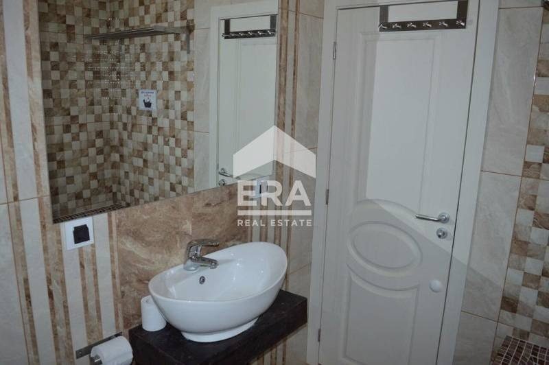 Hotel for Sale in Mineralni Bani, Haskovo Province, Bulgaria — 586 m² — photo 8