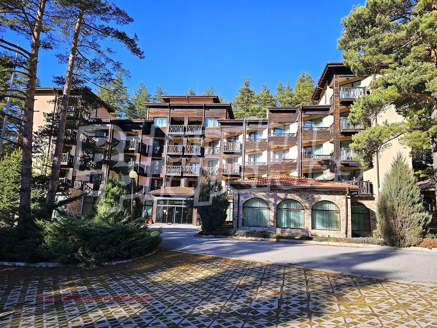 Hotel for Sale in Panichishte, Kyustendil Province — photo 3