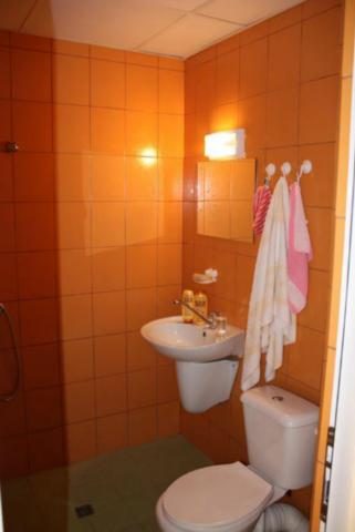 Hotel for Sale in Vrachesh, Sofia Province, Bulgaria — photo 3