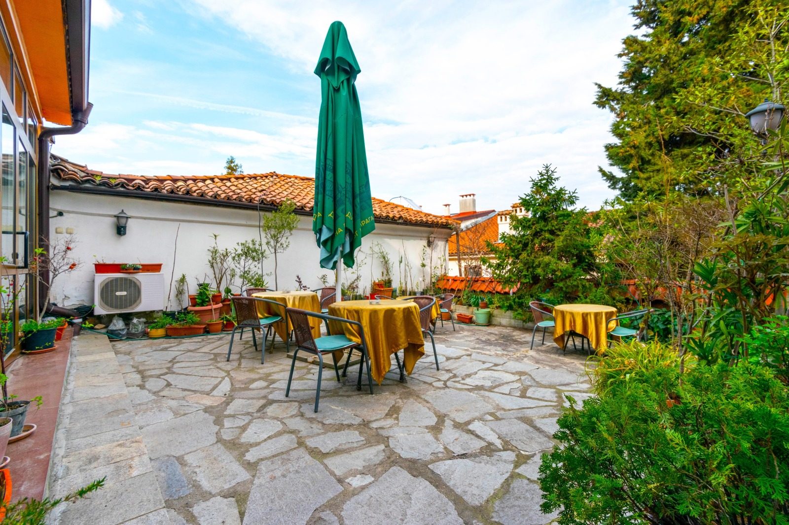 Hotel for Sale in the Old Town, Plovdiv, Bulgaria — 790 m² — photo 9