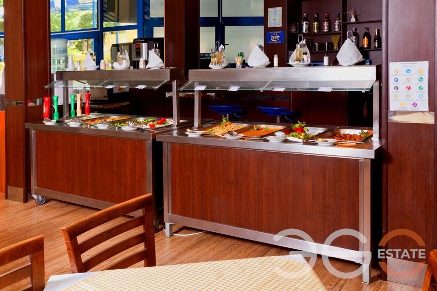 Hotel for Sale in Golden Sands, Varna, Bulgaria — 4,500 m² (ref. 54050581) — photo 5