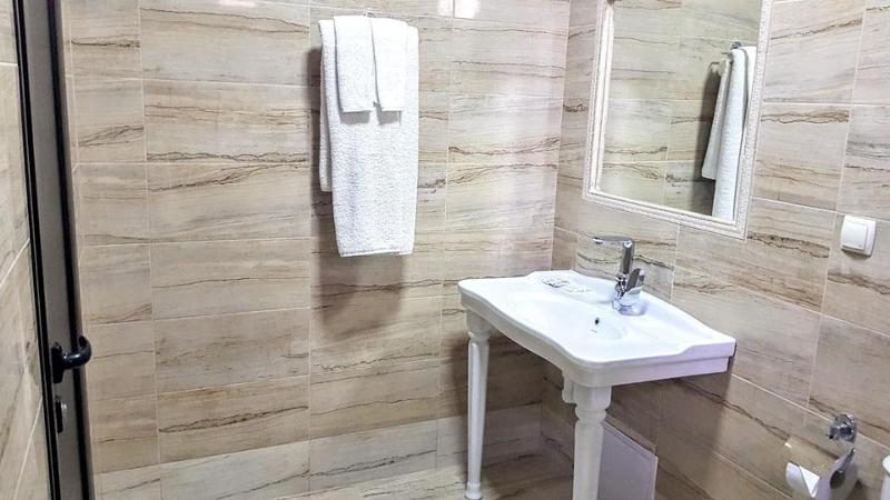 Hotel for Sale in Tryavna, Gabrovo Province, Bulgaria — 1,600 m² — photo 6