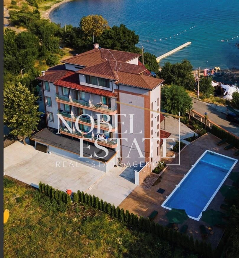 Hotel for Sale in Aheloy, Burgas Province, Bulgaria — 900 m² (ref. 54164717) — photo 2