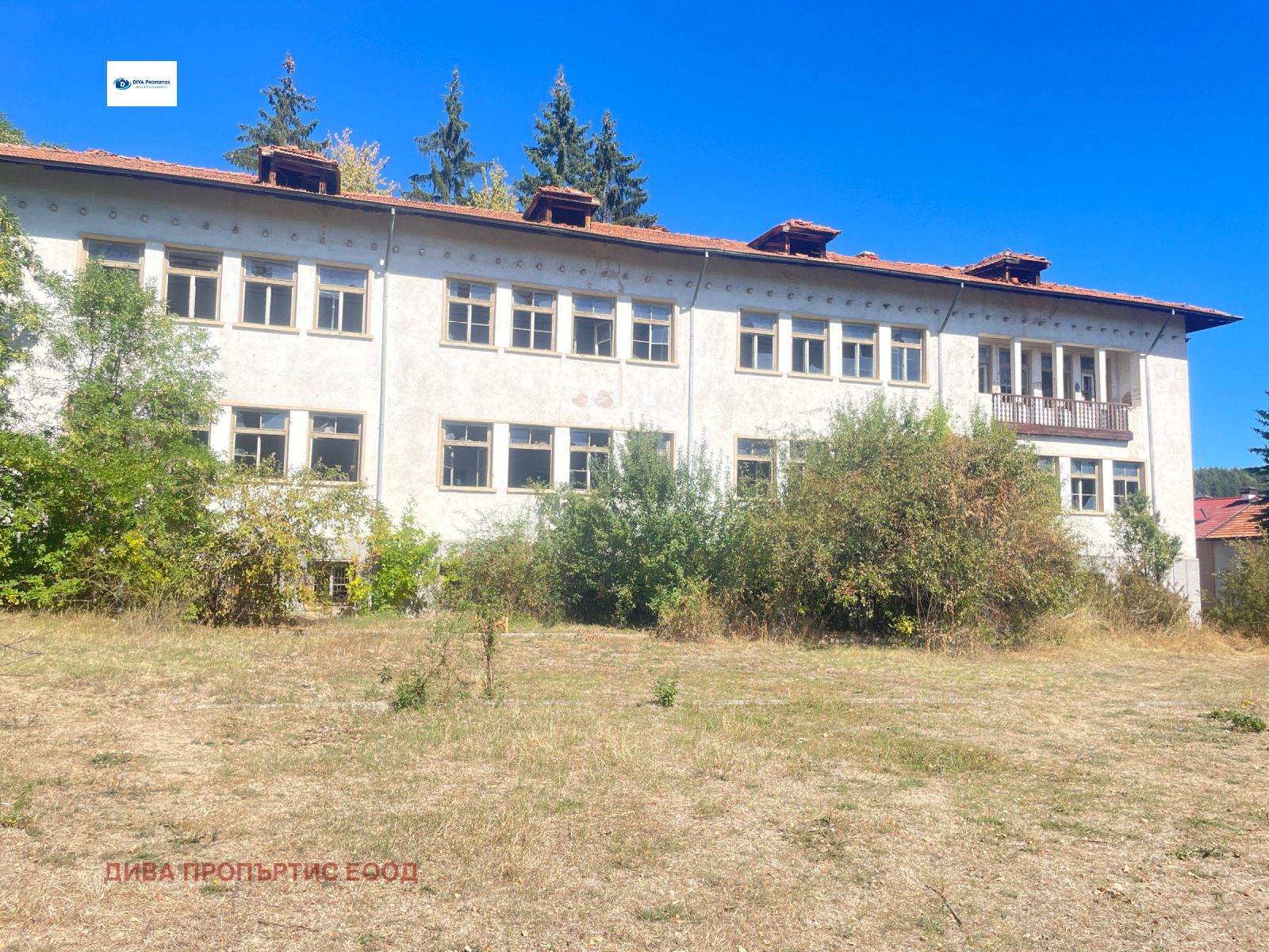 Hotel for Sale in Godlevo, Blagoevgrad Province, Bulgaria — 2,100 m² — photo 6