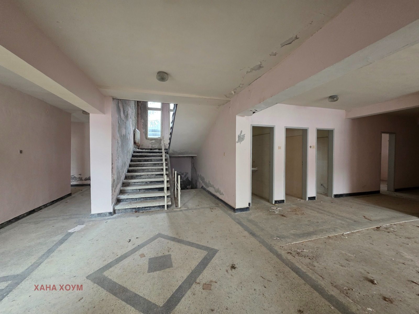 Hotel for Sale in Apriltsi, Lovech Province, Bulgaria — 990 m² — photo 8