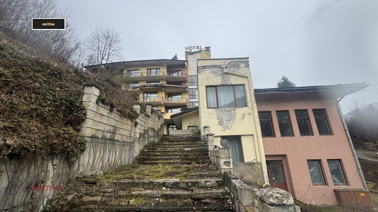 Hotel for Sale in Shipkovo, Lovech Province, Bulgaria — 2,100 m² — photo 3