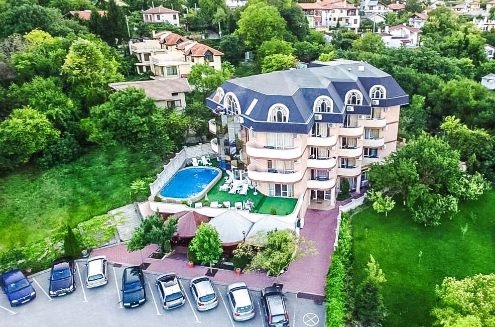 Hotel for Sale in Balchik, Dobrich Province, Bulgaria — 2,000 m² — photo 3