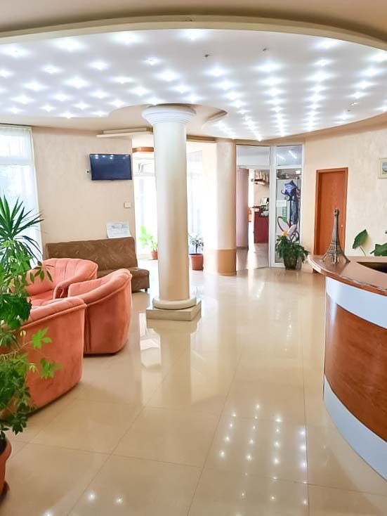 Hotel for Sale in Balchik, Dobrich Province, Bulgaria — 2,000 m² — photo 7