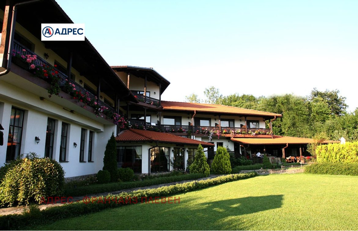 Hotel for Sale in Apriltsi, Lovech Province, Bulgaria — 1,200 m² — photo 3