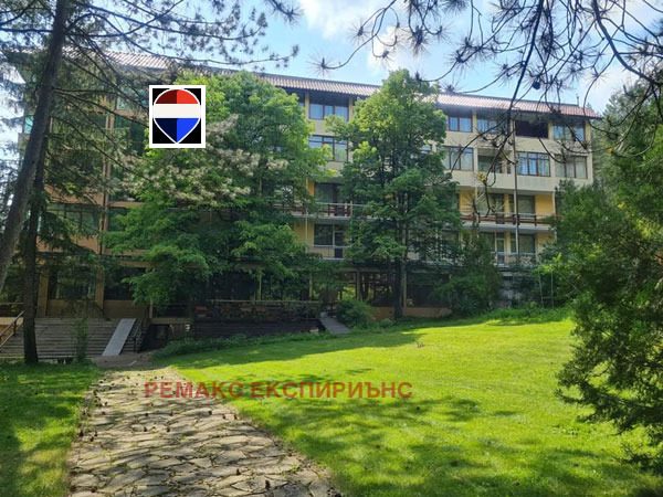 Hotel for Sale in Starozagorski Bani, Stara Zagora Province, Bulgaria — 5,300 m² — photo 7