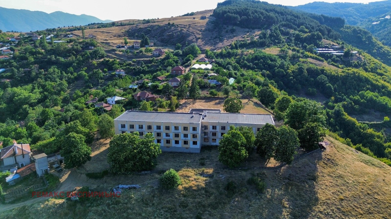 Hotel for Sale in Gega, Blagoevgrad Province, Bulgaria — photo 6