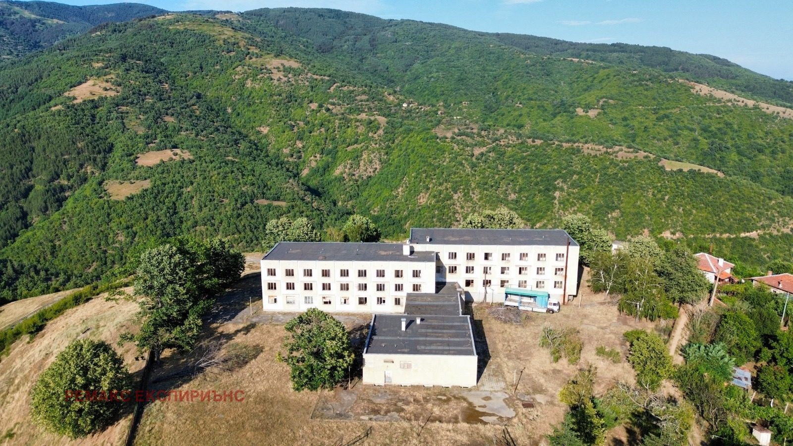 Hotel for Sale in Gega, Blagoevgrad Province, Bulgaria — photo 8
