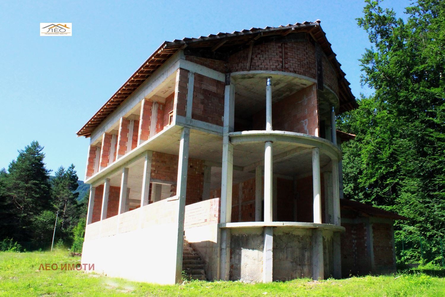 Hotel for Sale in Sevlievo, Gabrovo Province, Bulgaria — 1,674 m² — photo 3