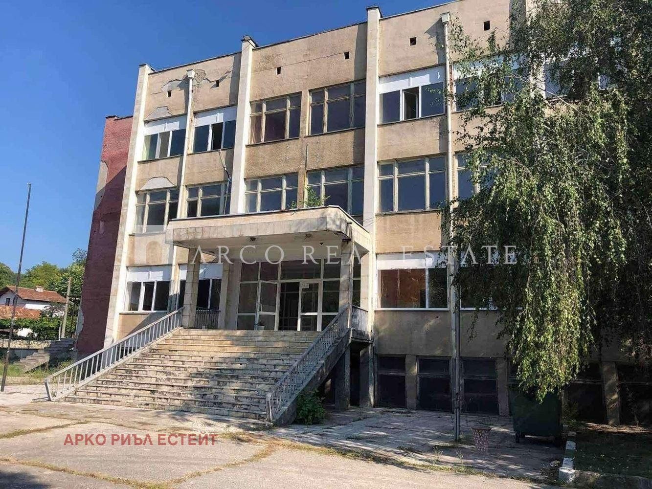Hotel for Sale in Cherven Bryag, Pleven Province, Bulgaria — 9,000 m² — photo 5