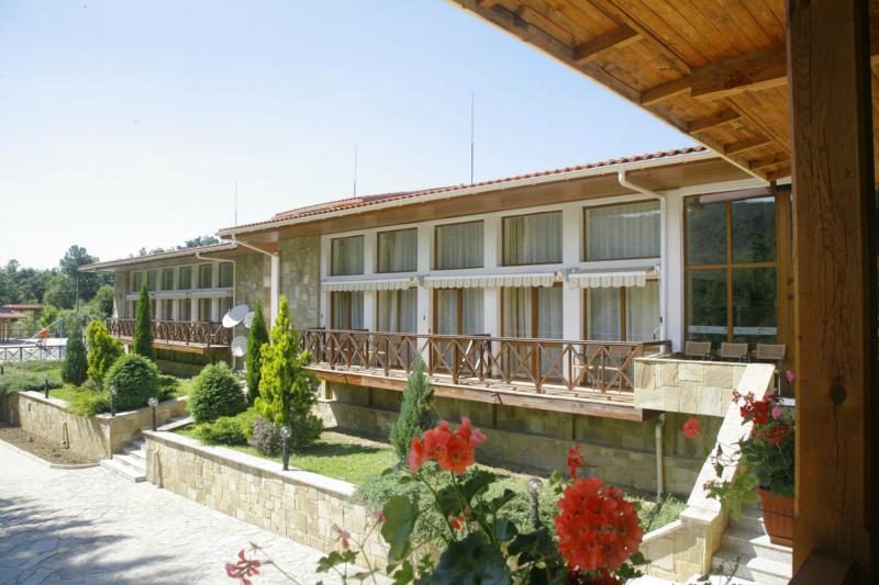 Hotel for Sale in Bozhentsite, Gabrovo Province, Bulgaria — 2,500 m² — photo 3