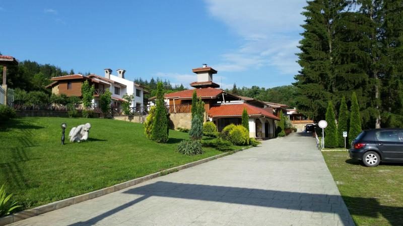 Hotel for Sale in Bozhentsite, Gabrovo Province, Bulgaria — 2,500 m² — photo 4