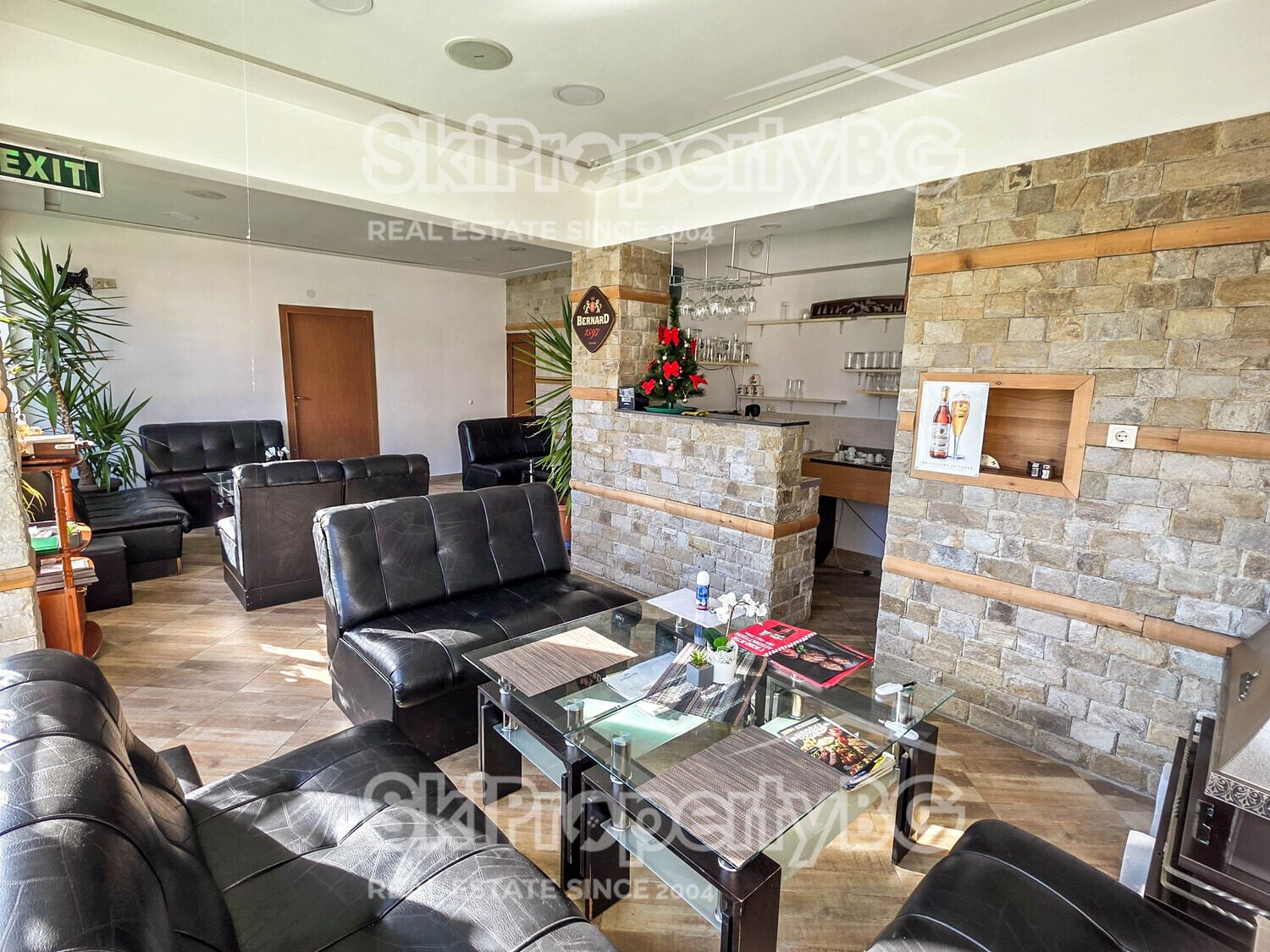 Hotel for Sale in Govedartsi, Sofia Province, Bulgaria — 1,011 m² — photo 5