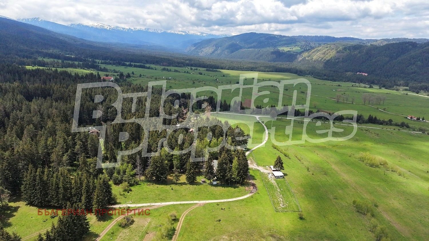 Hotel for Sale in Govedartsi, Sofia Province, Bulgaria — 1,500 m² — photo 9
