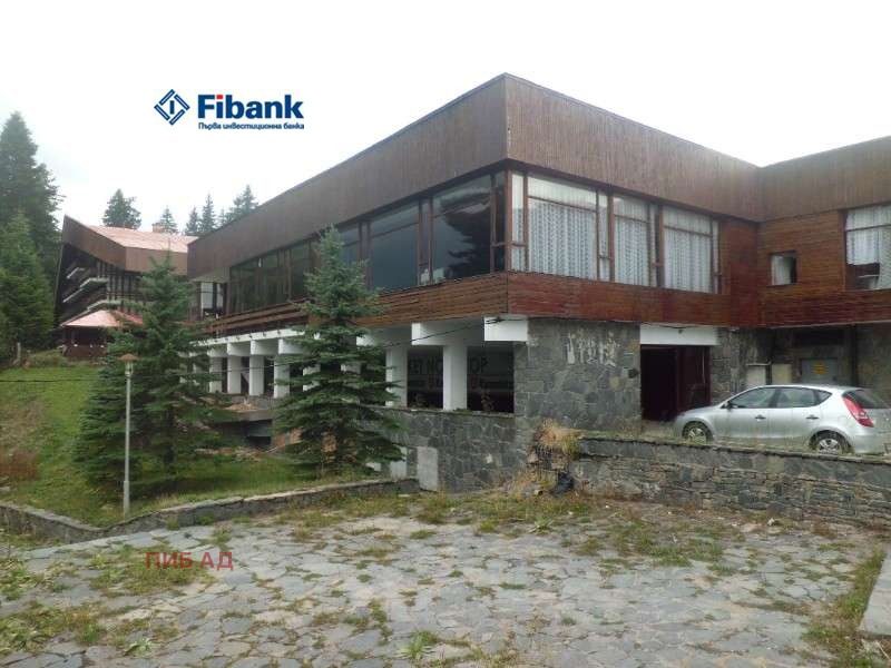 Hotel for Sale in Pamporovo Resort, Smolyan Province, Bulgaria — 11,000 m² — photo 3