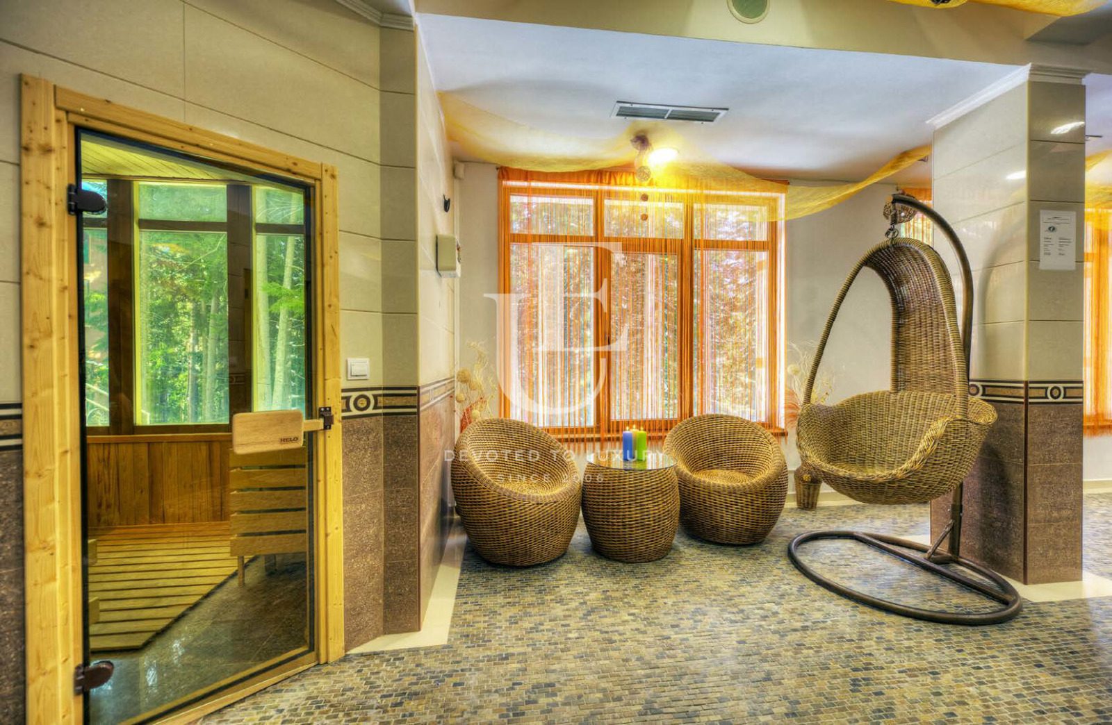 Hotel for Sale in Pamporovo Resort, Smolyan Province, Bulgaria — 1,970 m² — photo 3