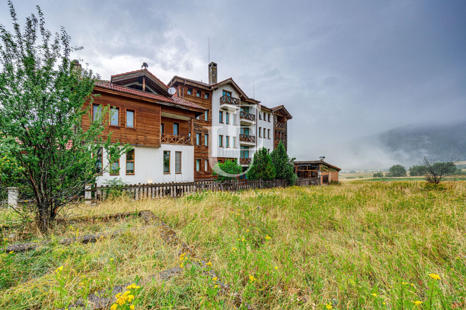 Hotel for Sale in Borovets Resort, Sofia Province, Bulgaria — 1,158 m² — photo 9