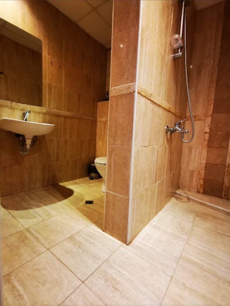 Hotel for Sale in Velingrad, Pazardzhik Province, Bulgaria — 330 m² — photo 3