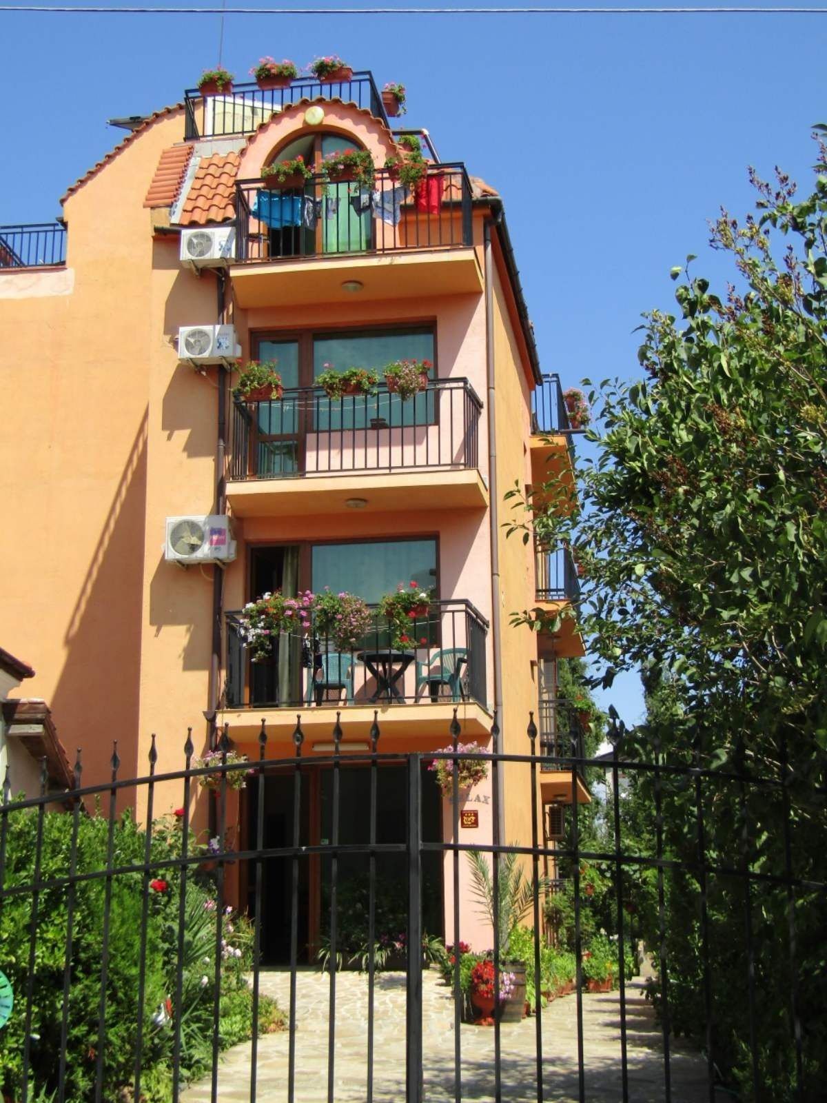 Hotel for Sale in Chernomorets, Burgas Province, Bulgaria — 420 m² — photo 3