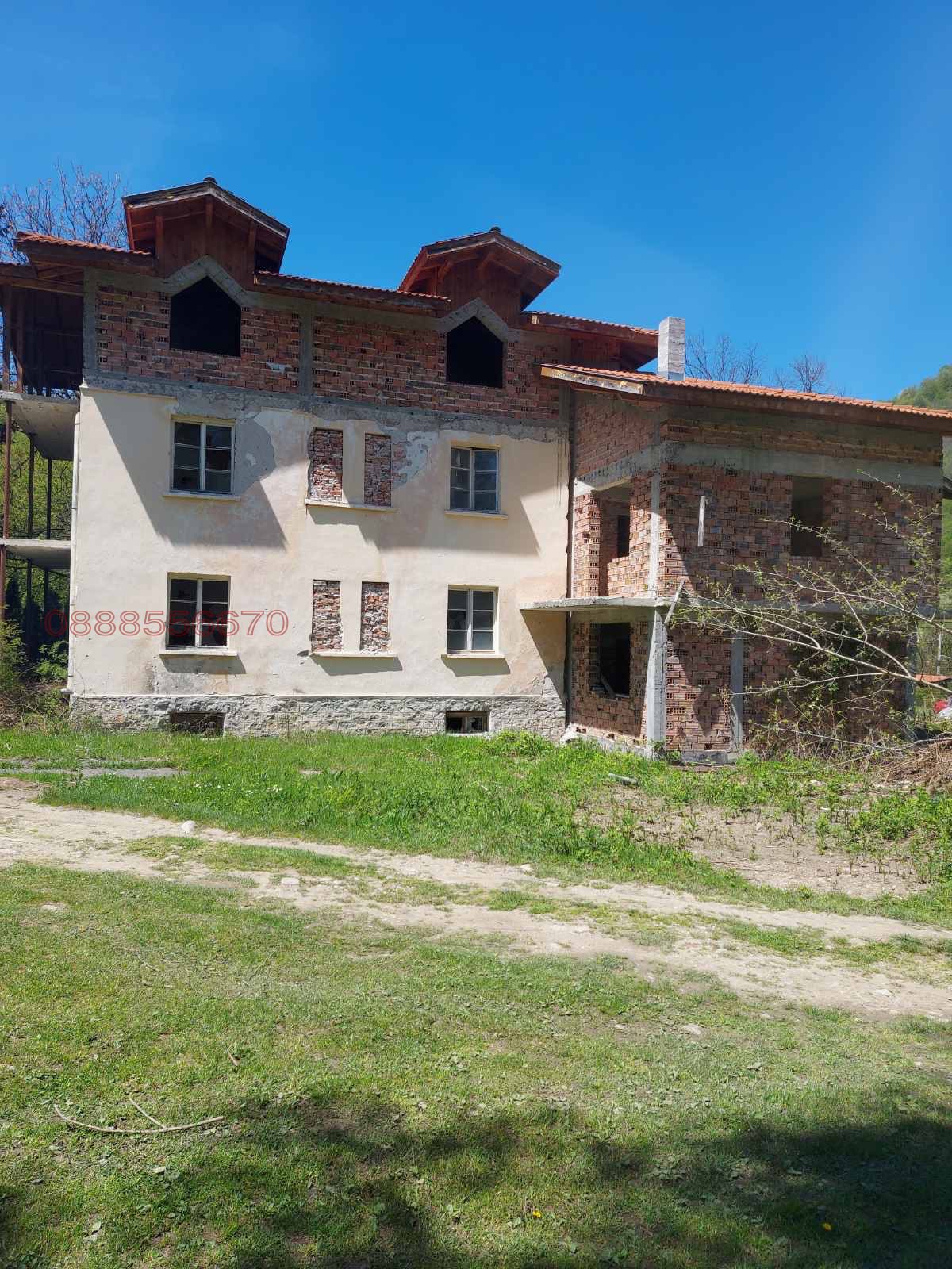 Hotel for Sale in Teteven, Lovech Province, Bulgaria — 1,250 m² — photo 3