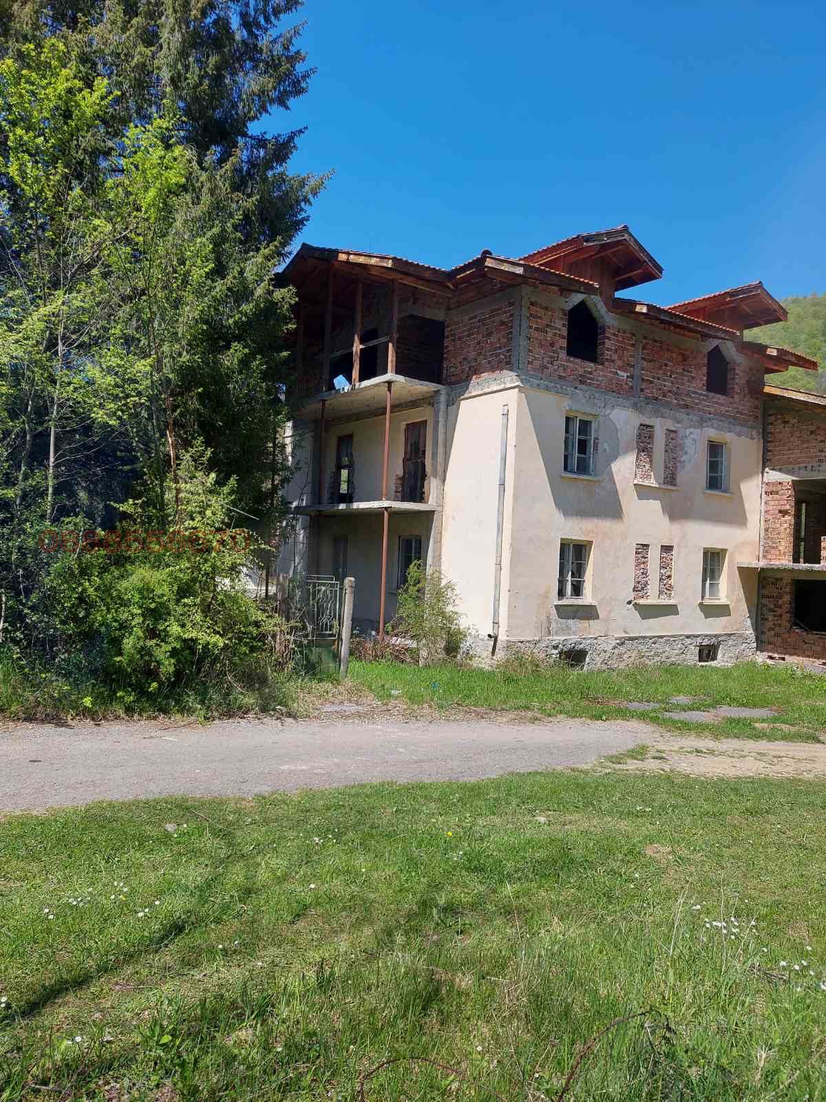 Hotel for Sale in Teteven, Lovech Province, Bulgaria — 1,250 m² — photo 7