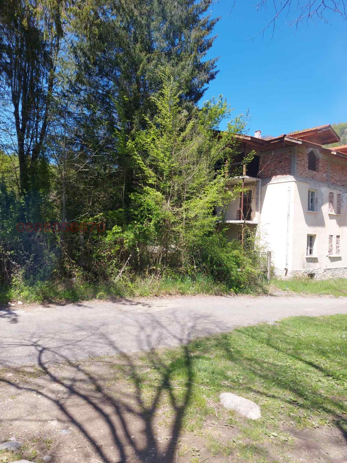 Hotel for Sale in Teteven, Lovech Province, Bulgaria — 1,250 m² — photo 8