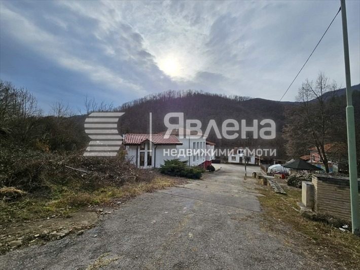 Hotel for Sale in Praveshka Lakavitsa, Sofia Province, Bulgaria — photo 2