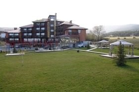Hotel for Sale in Tsigov Chark, Pazardzhik Province, Bulgaria — 2,000 m² — photo 3