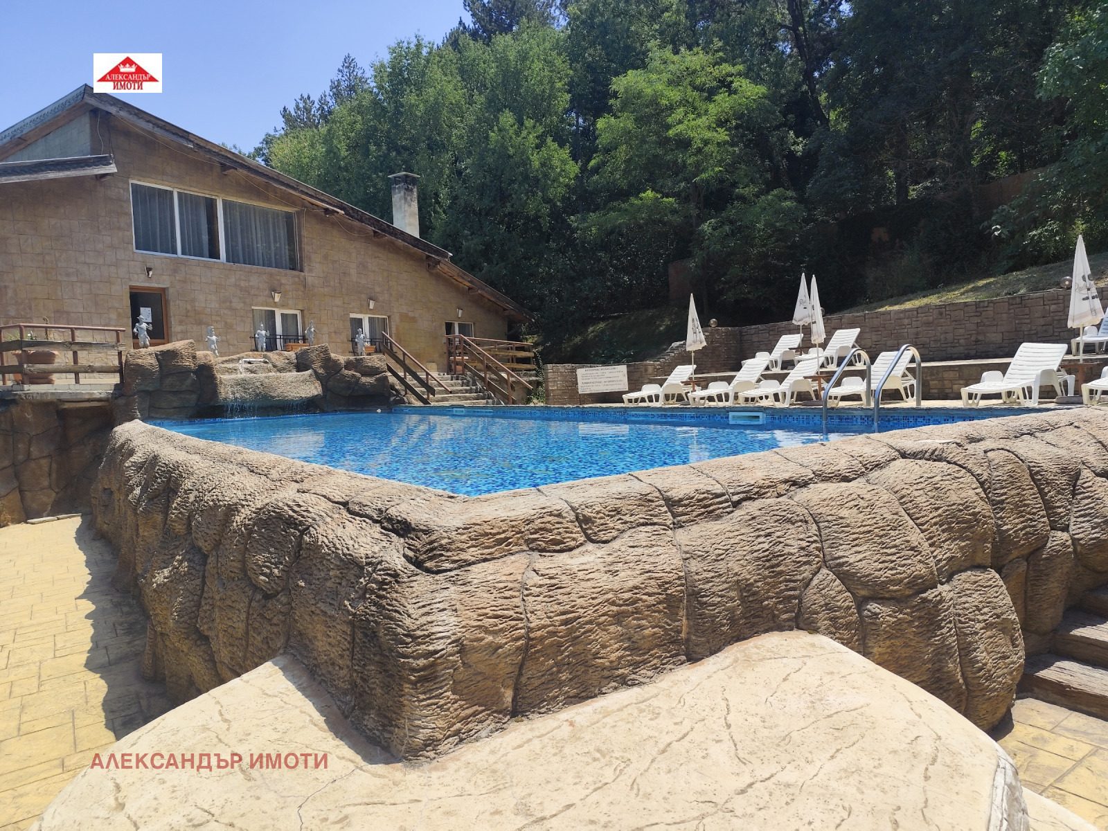 Hotel for Sale in Lyaskovets, Veliko Tarnovo Province, Bulgaria — 2,300 m² — photo 5