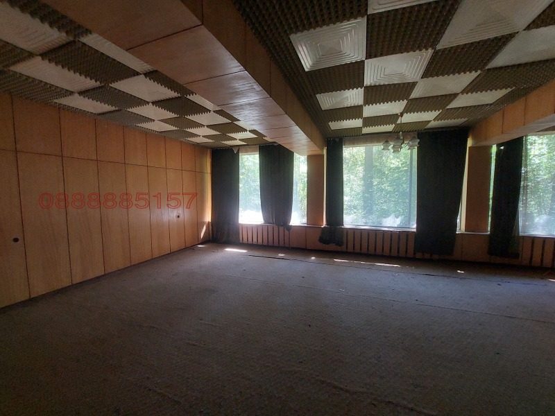 Hotel for Sale in Mishemorkov Han, Veliko Tarnovo Province, Bulgaria — photo 8