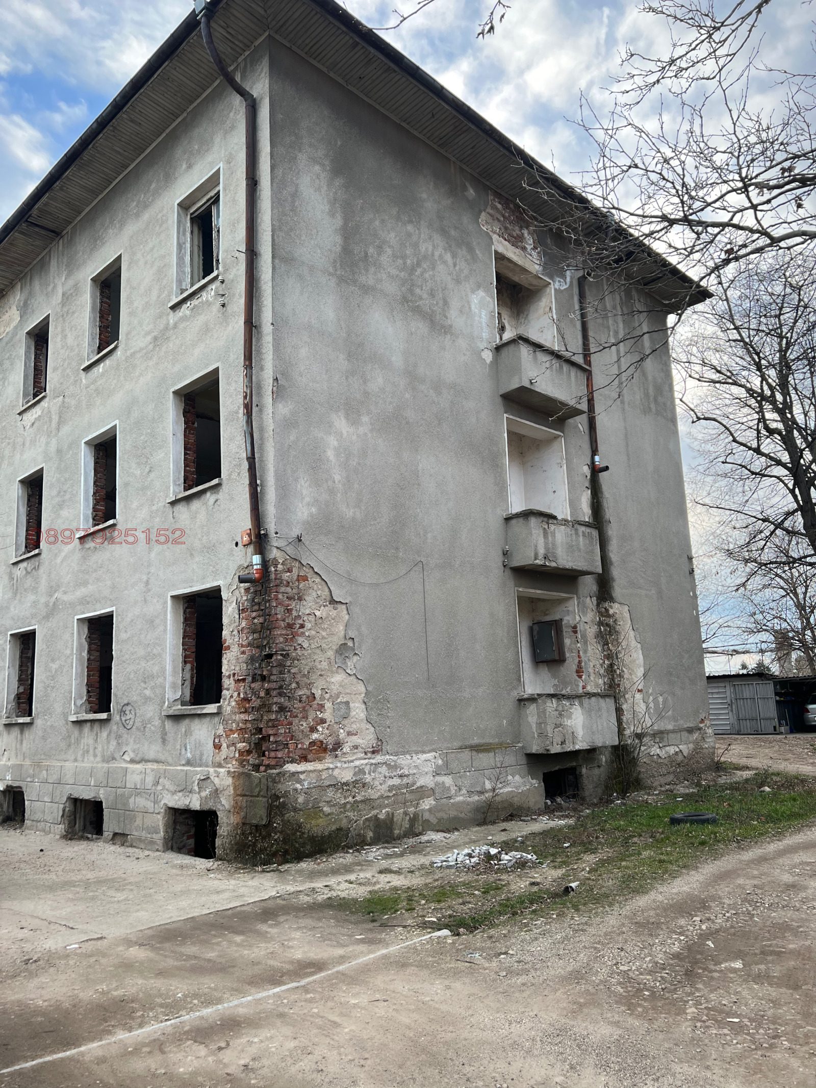 Hotel for Sale in Kazanlak, Stara Zagora Province, Bulgaria — 1,344 m² — photo 2